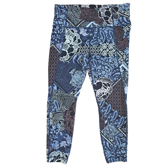 Athleta Patchwork Salutation 7/8 Tight Women's Size M Navy Floral - Picture 1 of 8